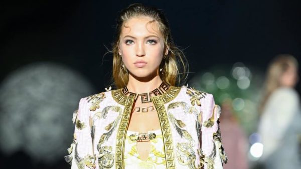 Kate Moss' 19 year old daughter Lilly Grace on the runway